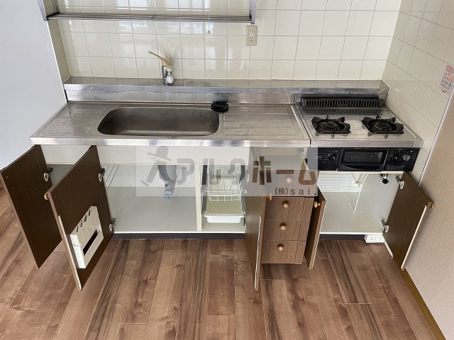 フローラルコートのキッチン