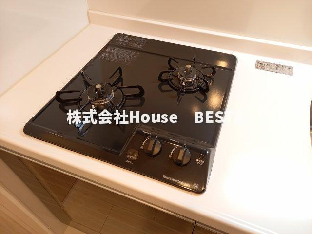 CREST TAPP 神戸湊町 NOIRのキッチン