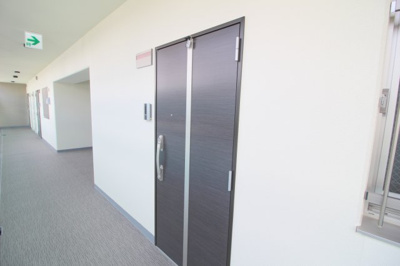 【玄関】 | ブリエヴェール北桜塚