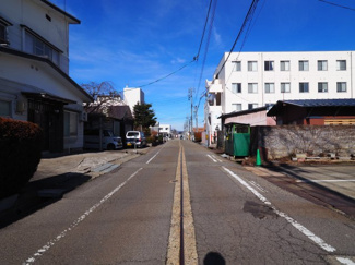 【前面道路含む現地写真】