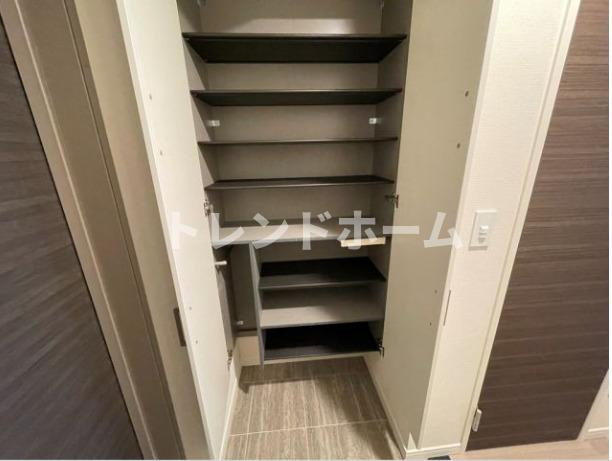 プラシーデンス本町の玄関|選べる家電プランあり！！