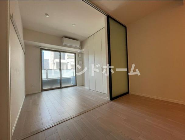 プラシーデンス本町の居間・リビング|選べる家電プランあり！！