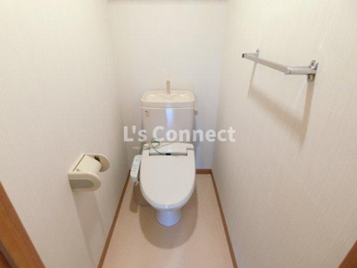 【トイレ】 | サン・クリスティ泉 | ウォームレット付きのトイレ。