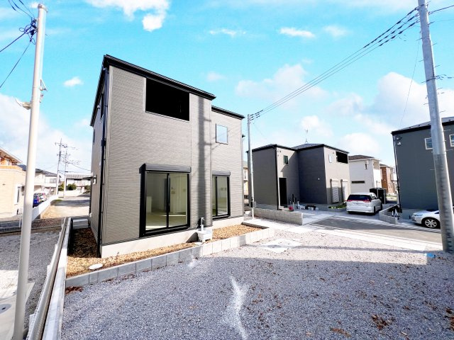 Livele Garden大泉町寄木戸　新築住宅2号棟の外観
