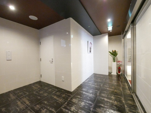 BRAVE北新町のロビー
