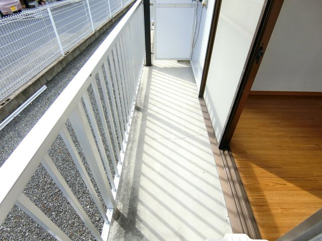 クレセール大和のバルコニー|同物件別部屋