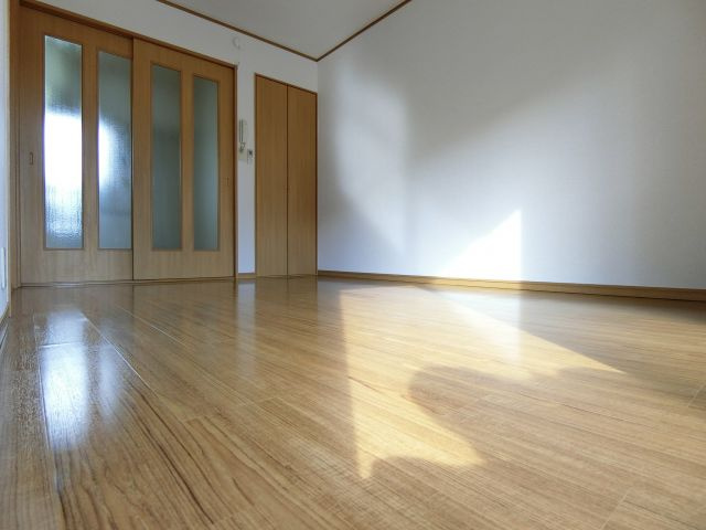 クレセール大和の洋室|同物件別部屋