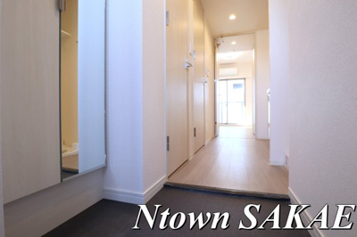 【玄関】 | プレサンス大須観音フィエスタ | 明るい玄関です