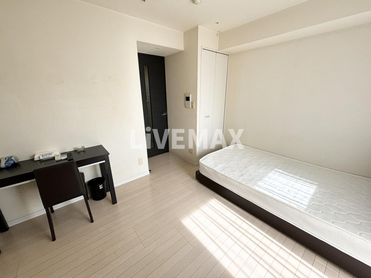 【寝室】プラチナコート上野 
