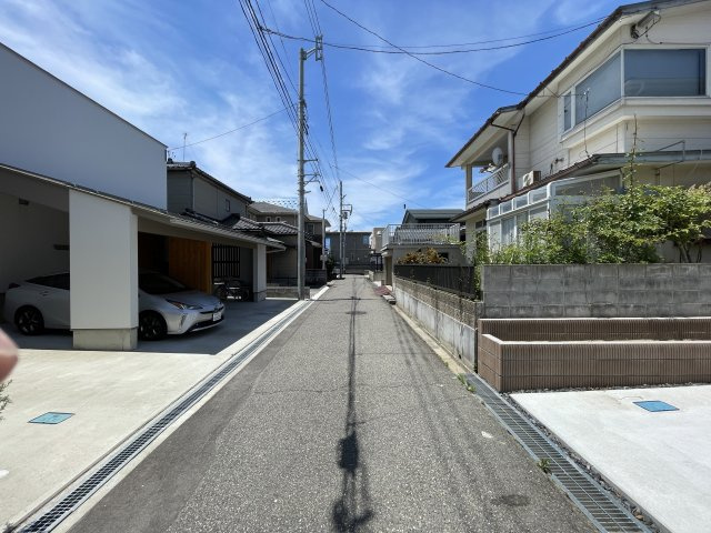 リーブルガーデン　中央区堀之内南第１　全２棟の前面道路含む現地写真