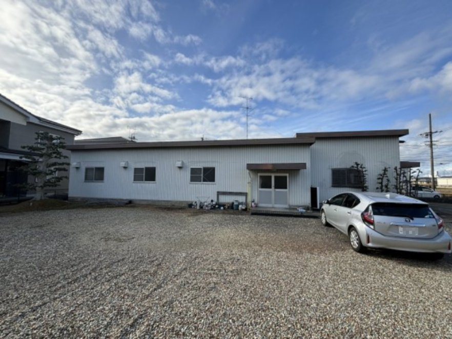 ６２３６７　羽島郡笠松町円城寺事務所・工場の外観