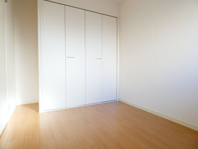 【洋室】 | ベルゾーネ