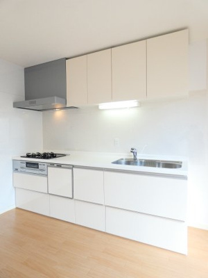 【キッチン】 | ベルゾーネ