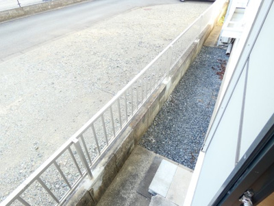 【庭】 | ベルゾーネ