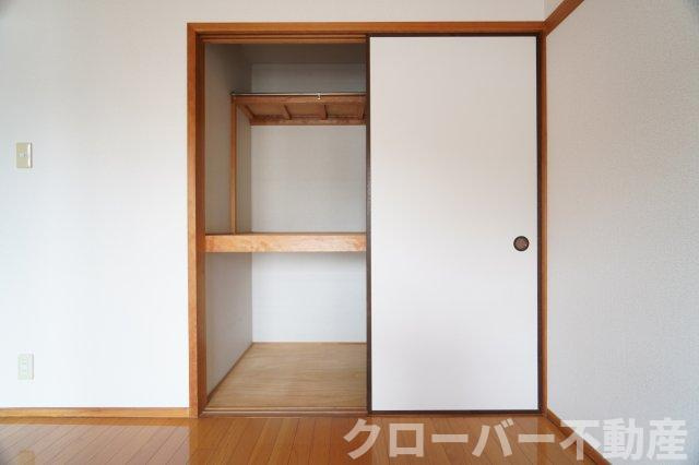 スカイハイの収納