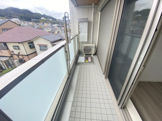 【バルコニー】