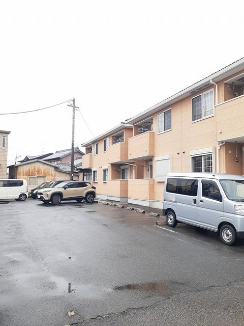 アルコ　バレーノⅠの駐車場