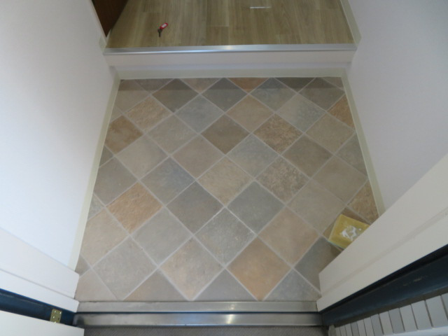 インタービレッジ高砂の玄関