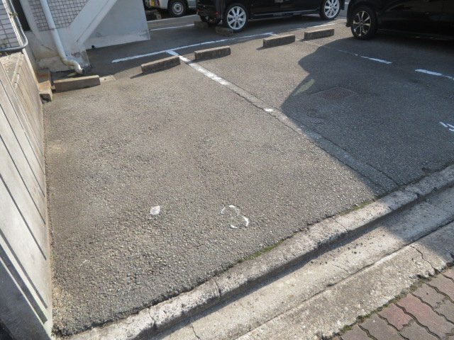 インタービレッジ高砂の駐車場
