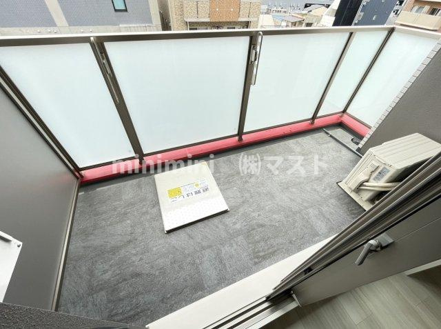 セレニテ天六ミラクのバルコニー