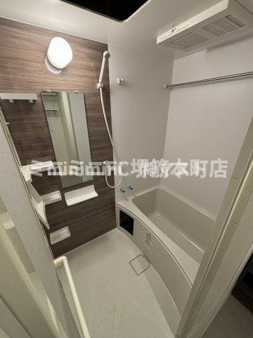 セレニテ天六ミラクの浴室