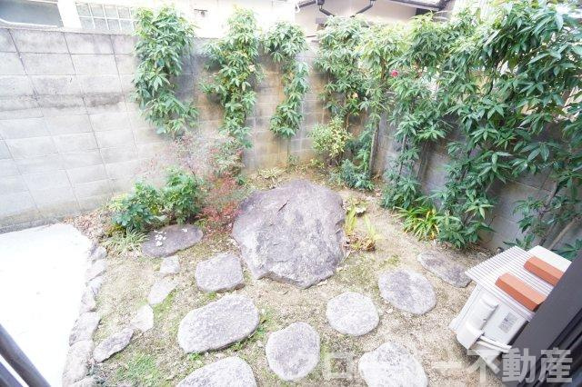 福江町戸建ての庭