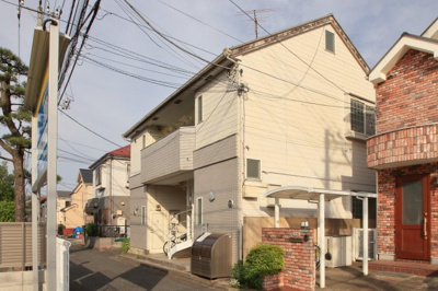 【外観】 | アーク千歳烏山 | 閑静な住宅街に位置しております。