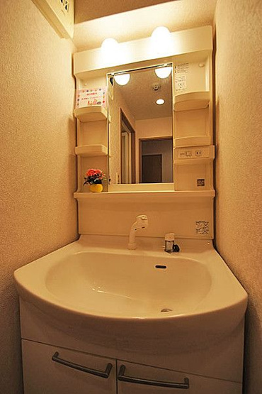 【独立洗面台】 | ハディ高砂一番館 | 別号室の写真になります。現況優先。
