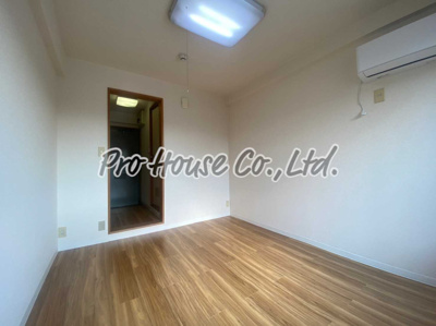 【寝室】 | オレンジハイツ