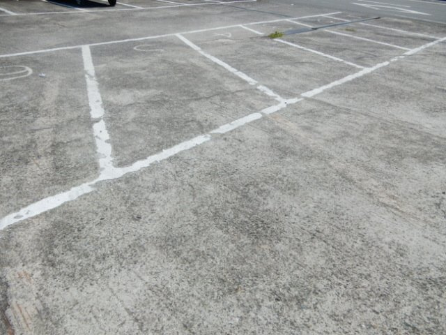 ラメール高砂 の駐車場