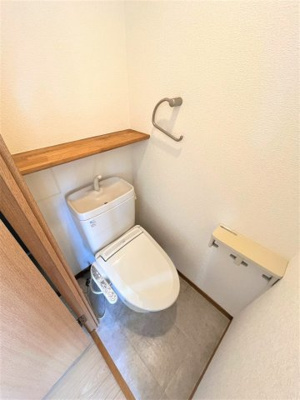 【トイレ】 | ラフィネスシャトードゥ赤坂 | 別号室の写真になります。現況優先。