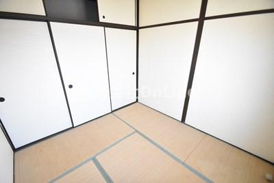 弥生マンションの内装