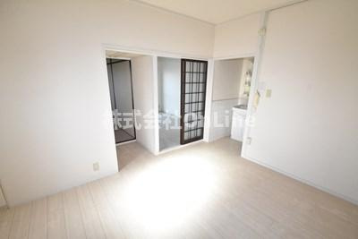 【洋室】 | 弥生マンション