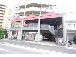 大津市一里山１丁目の店舗一部の外観