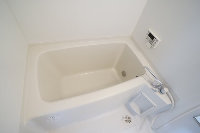 フェリーチェの浴室|参考、同建物・反転間取りの号室