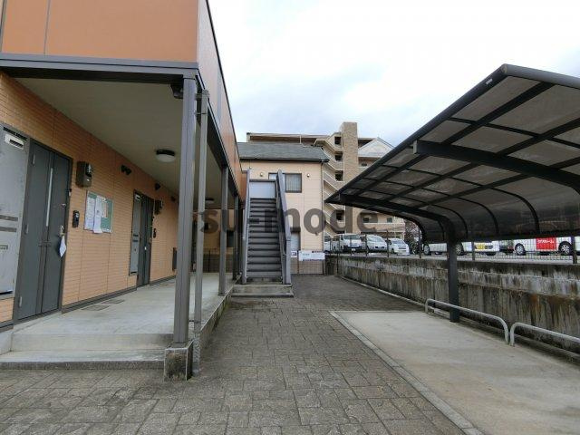 ルース・デ・エスペランサのエントランス