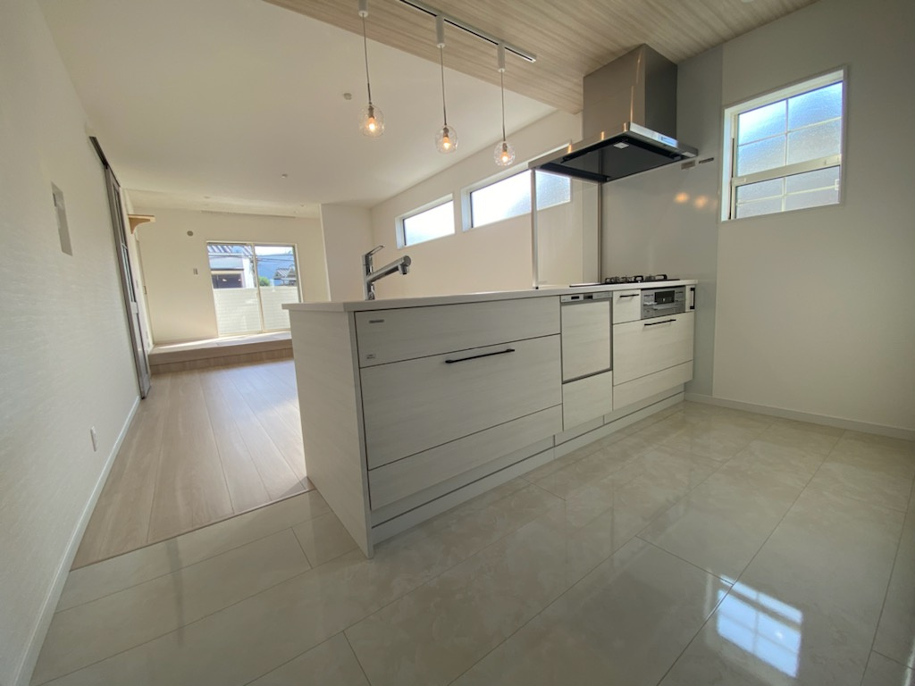 【建築条件付き土地】サン・タウン幾野6丁目の周辺|■弊社仕様の様々なパターンからお選び頂けます♪♪
※一部オプション追加有り