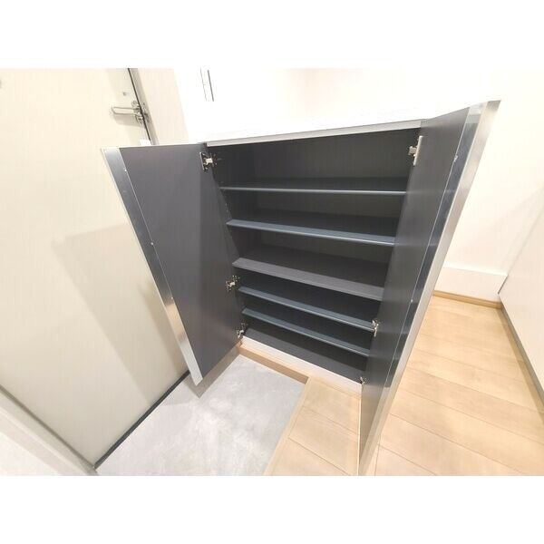 Ａｍｂｉｔｉｏｎ検見川の玄関