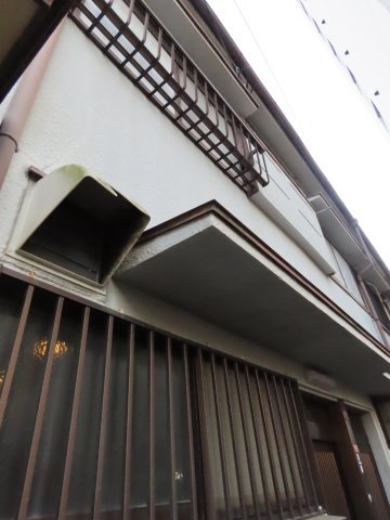 尾浜町2丁目貸家の外観