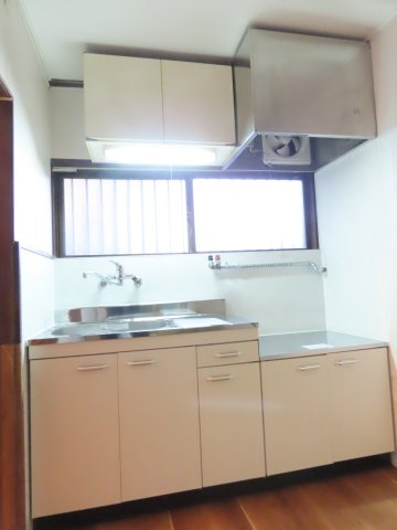 尾浜町2丁目貸家のキッチン