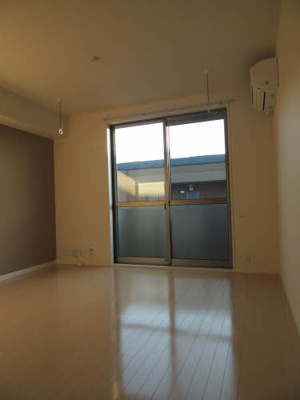 【居間・リビング】 | ライトコート ** Ⅱ棟 | 【ライトコート Ⅱ棟】