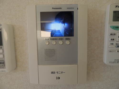 【セキュリティ】 | ライトコート ** Ⅱ棟 | 【ライトコート Ⅱ棟】急な来客でもTVインターホンで確認が出来て安心です☆