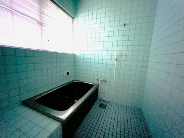 グリーンハイツ伊東の浴室