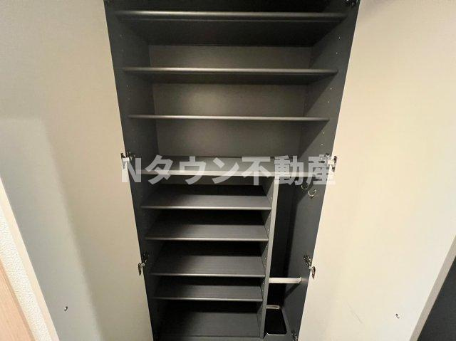 【収納】 | プレサンス栄ライズ | 小物を収納するのに便利です