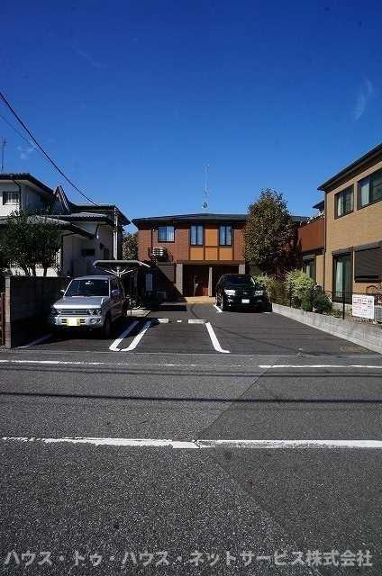 シェル・ヒルズの駐車場