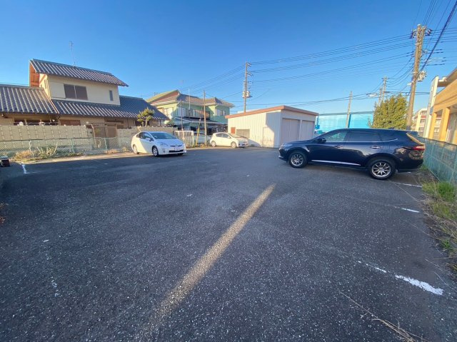 【駐車場】