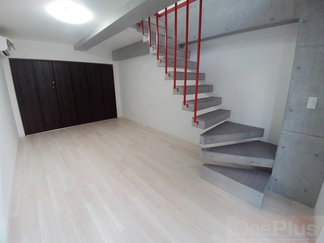 エカルラート青谷の居間・リビング