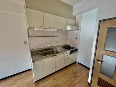 【キッチン】 | ウエストインヒルズ