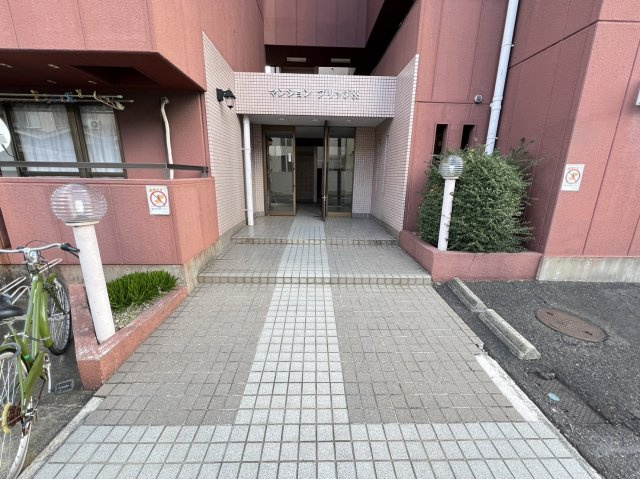 マンションブリッジ88|名古屋市の賃貸ならMy賃貸のエントランス|マンションブリッジ88