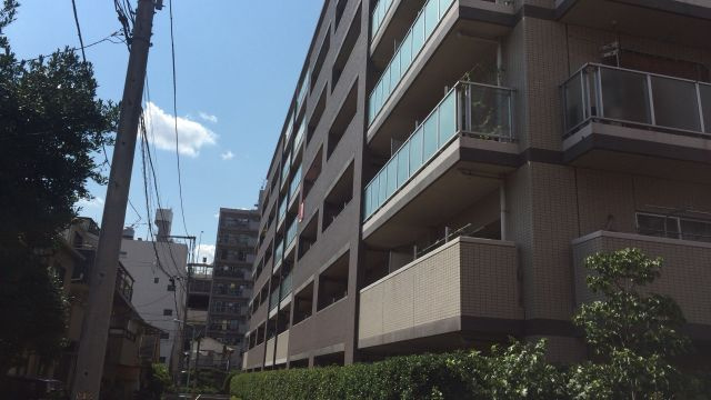 レーベンハイム池袋本町ルクサージュの外観